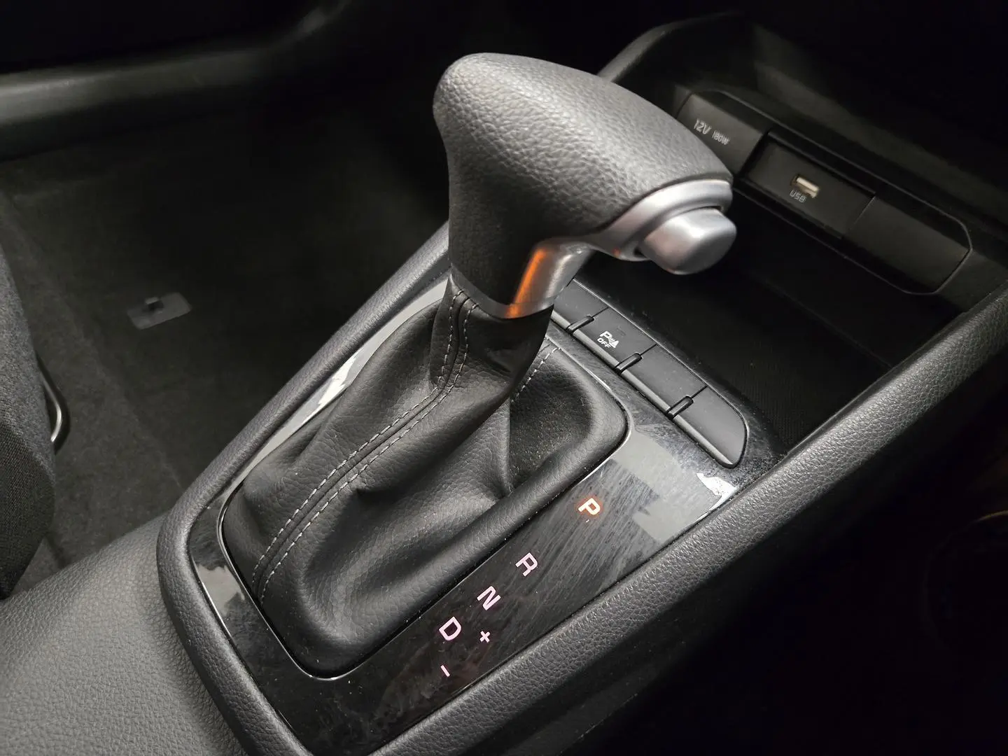 2023 Kia Stonic Gallery Image 29