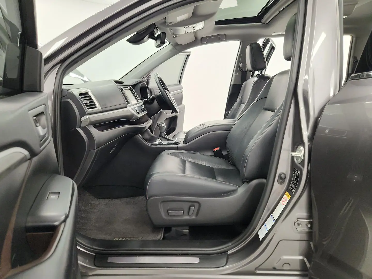 2020 Toyota Kluger Gallery Image 18