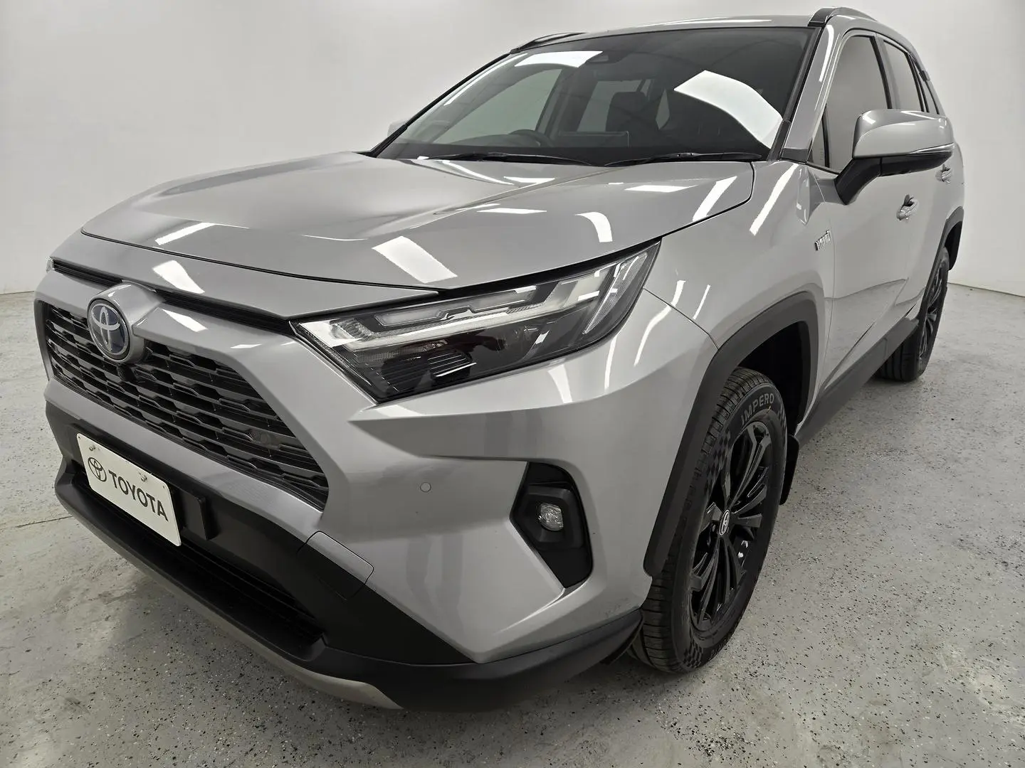 2022 Toyota RAV4 Gallery Image 7