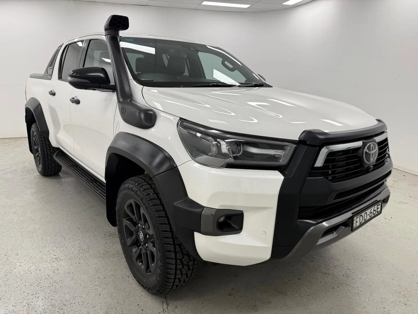 2023 Toyota Hilux Gallery Image 1