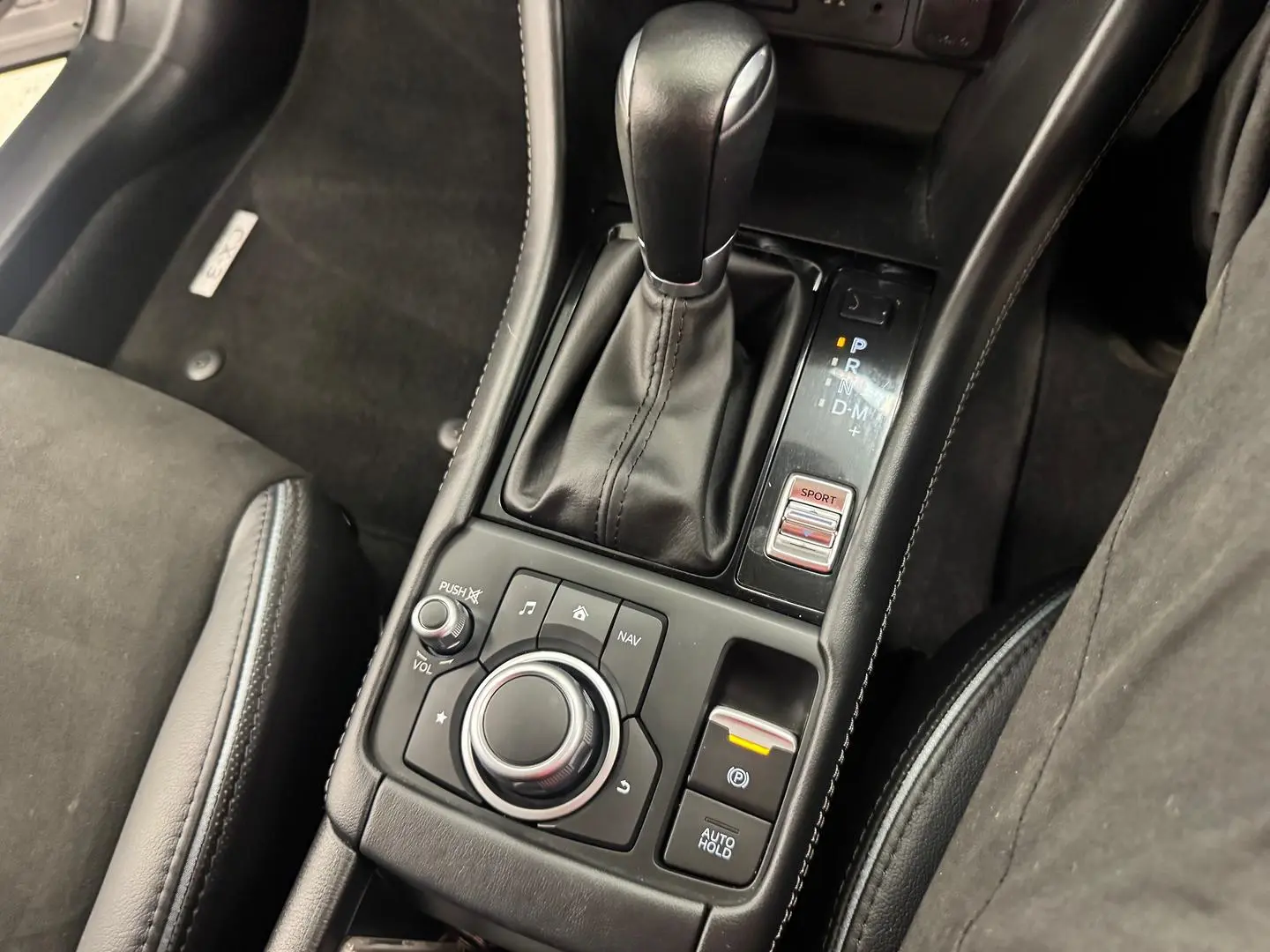 2024 Mazda CX-3 Gallery Image 28