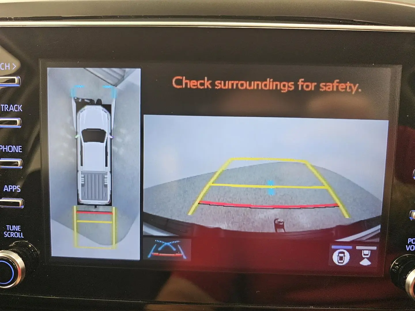 2021 Toyota Hilux Gallery Image 30