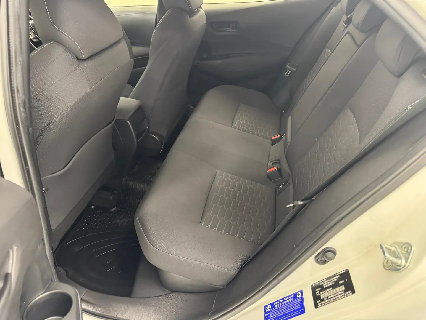 2021 Toyota Corolla Gallery Image 17