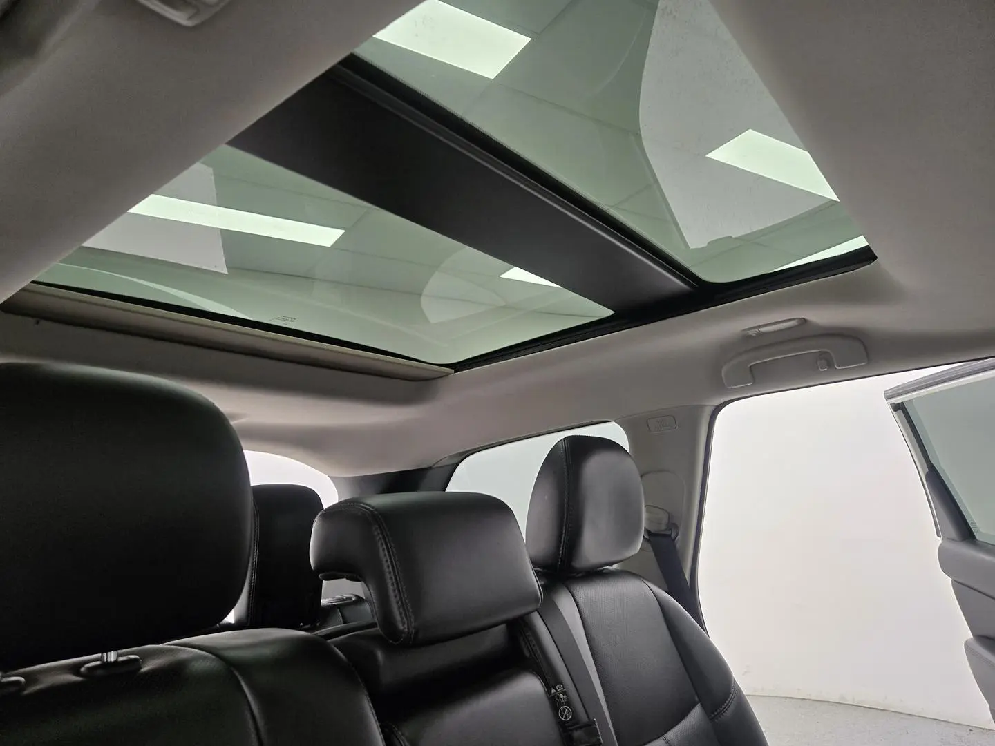 2017 Nissan Pathfinder Gallery Image 26