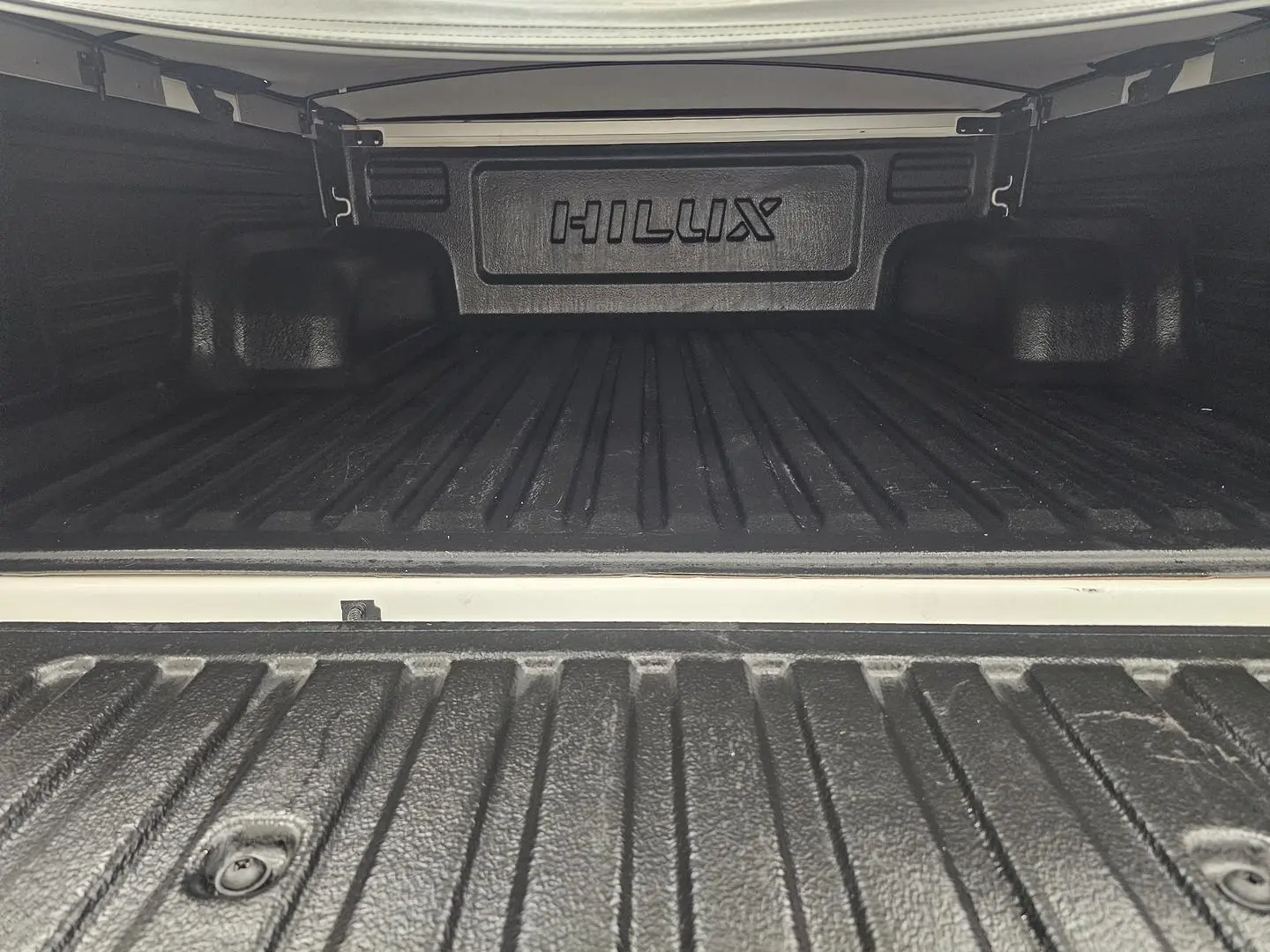 2021 Toyota Hilux Gallery Image 18