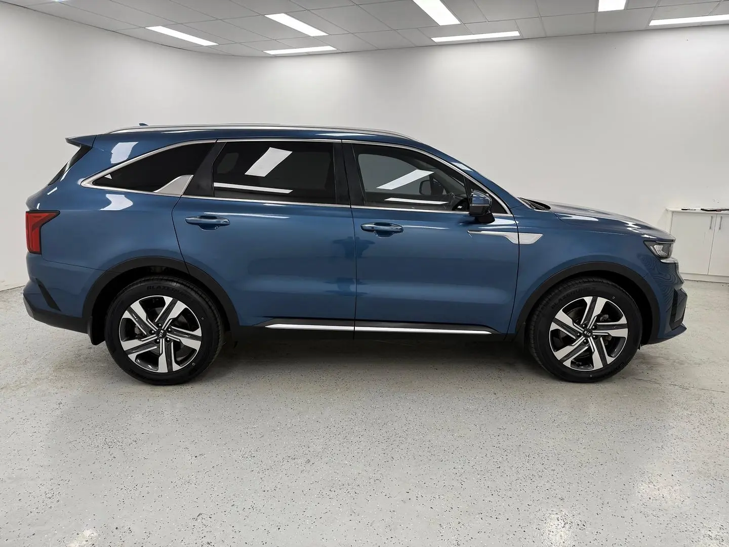 2020 Kia Sorento Gallery Image 2