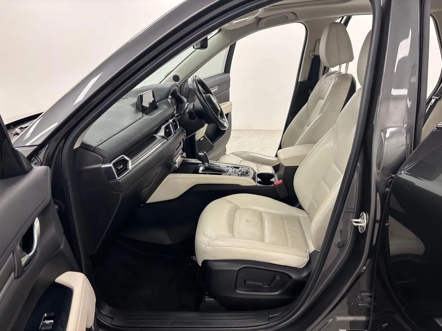 2019 Mazda CX-5 Gallery Image 18