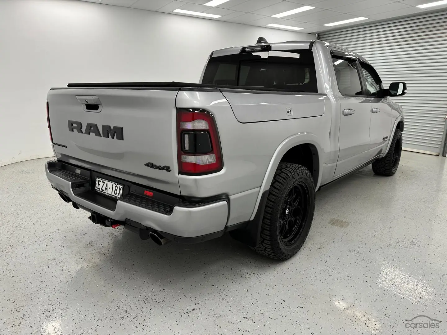 2023 RAM 1500 Image 3