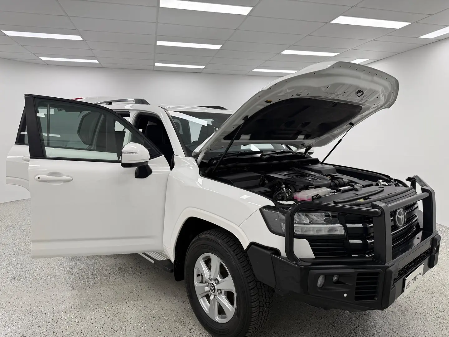 2024 Toyota Landcruiser Gallery Image 23