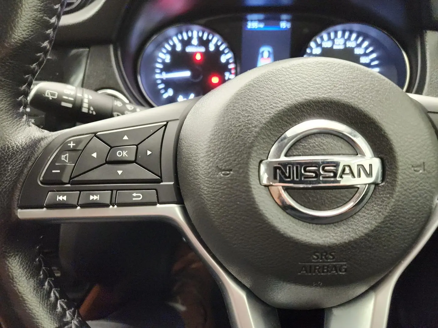 2022 Nissan X-TRAIL Gallery Image 25