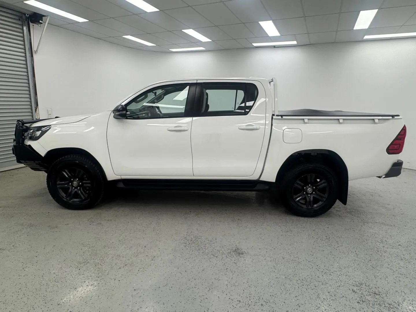 2023 Toyota Hilux Gallery Image 5