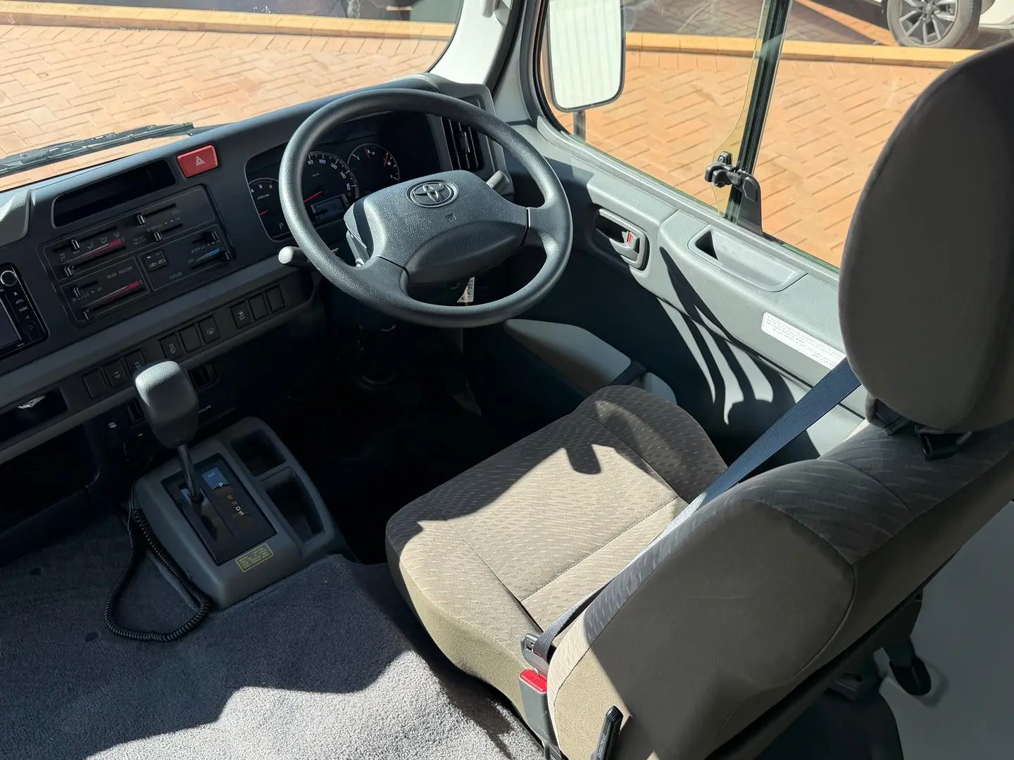 2025 Toyota Coaster Gallery Image 23