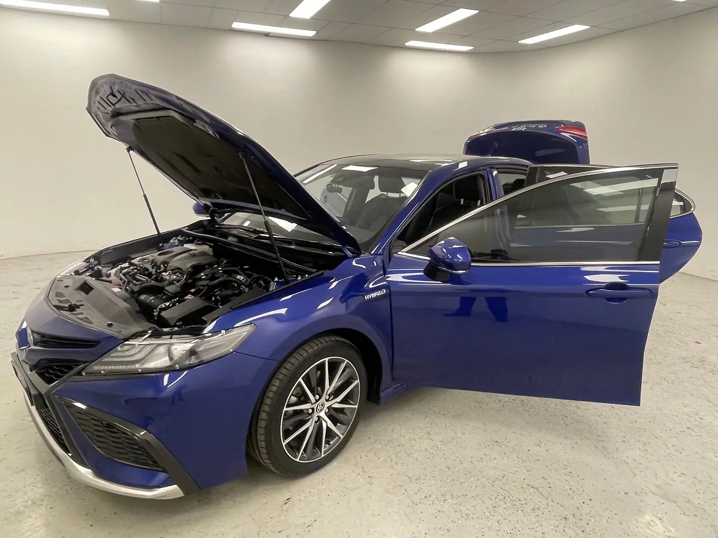 2023 Toyota Camry Gallery Image 14