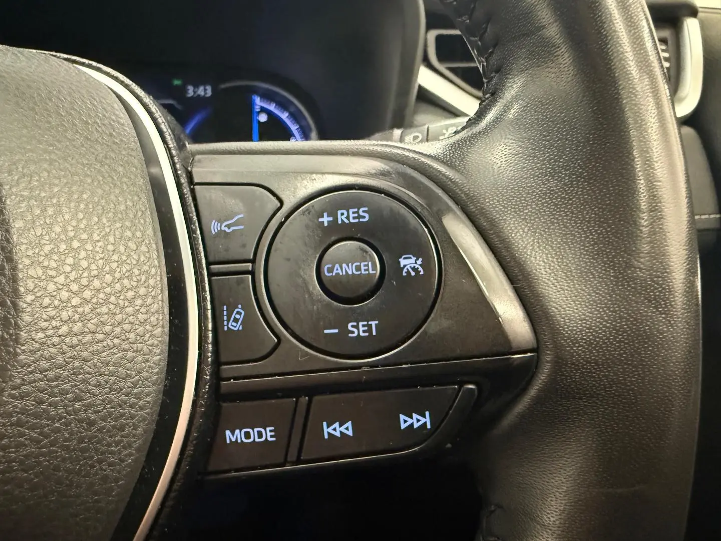 2020 Toyota RAV4 Gallery Image 19