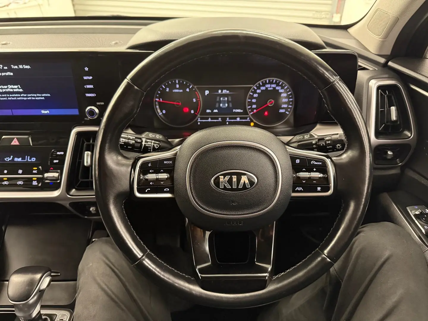 2020 Kia Sorento Gallery Image 28
