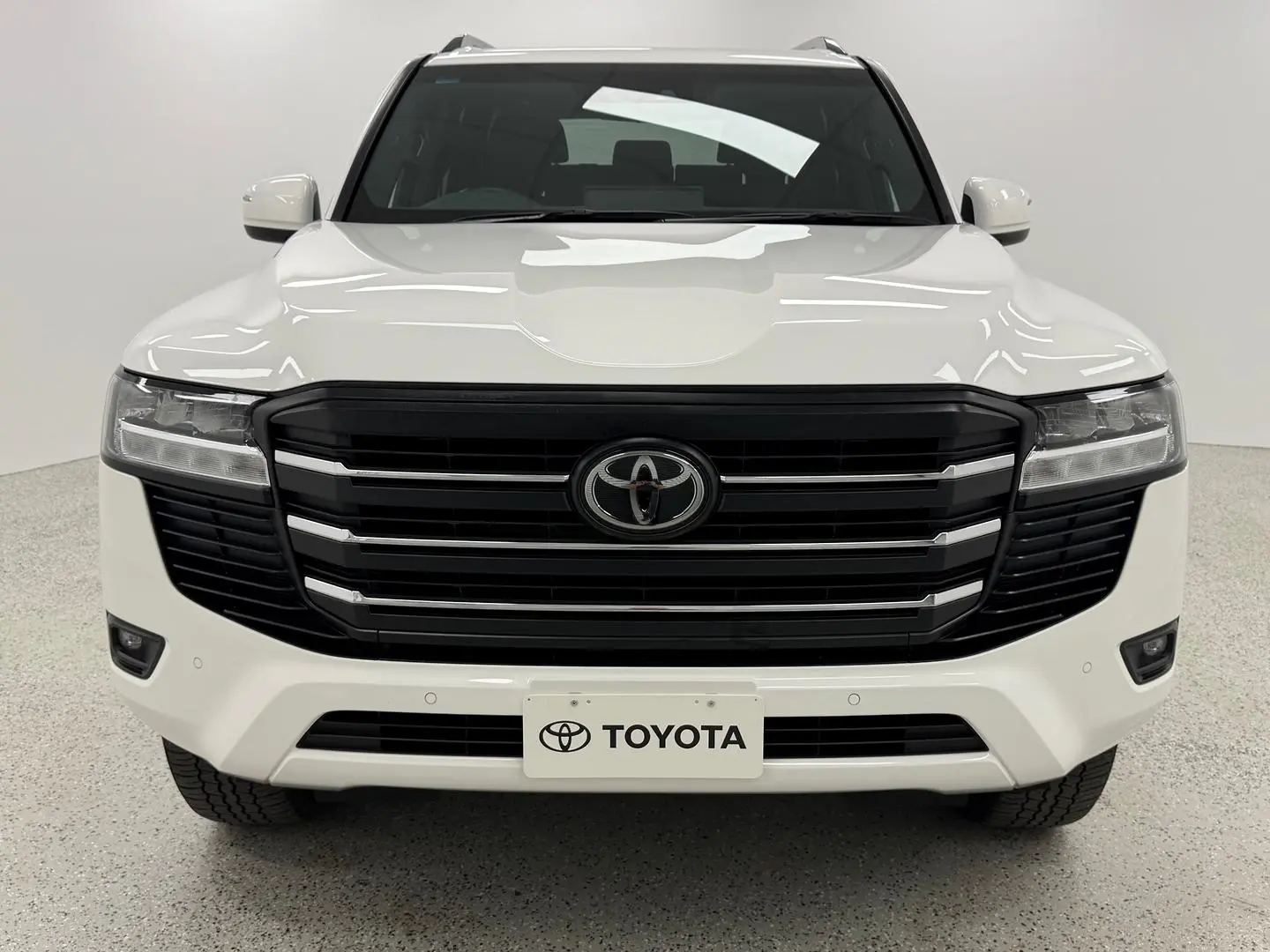 2024 Toyota Landcruiser Gallery Image 34