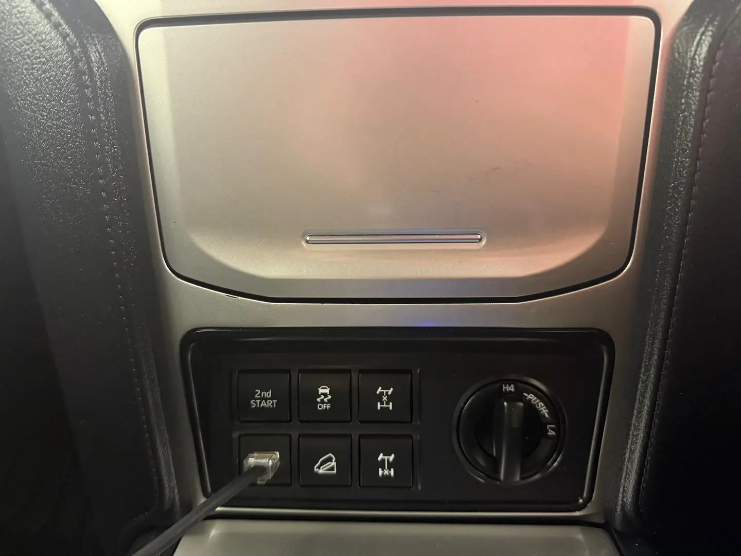 2018 Toyota Landcruiser Prado Gallery Image 38