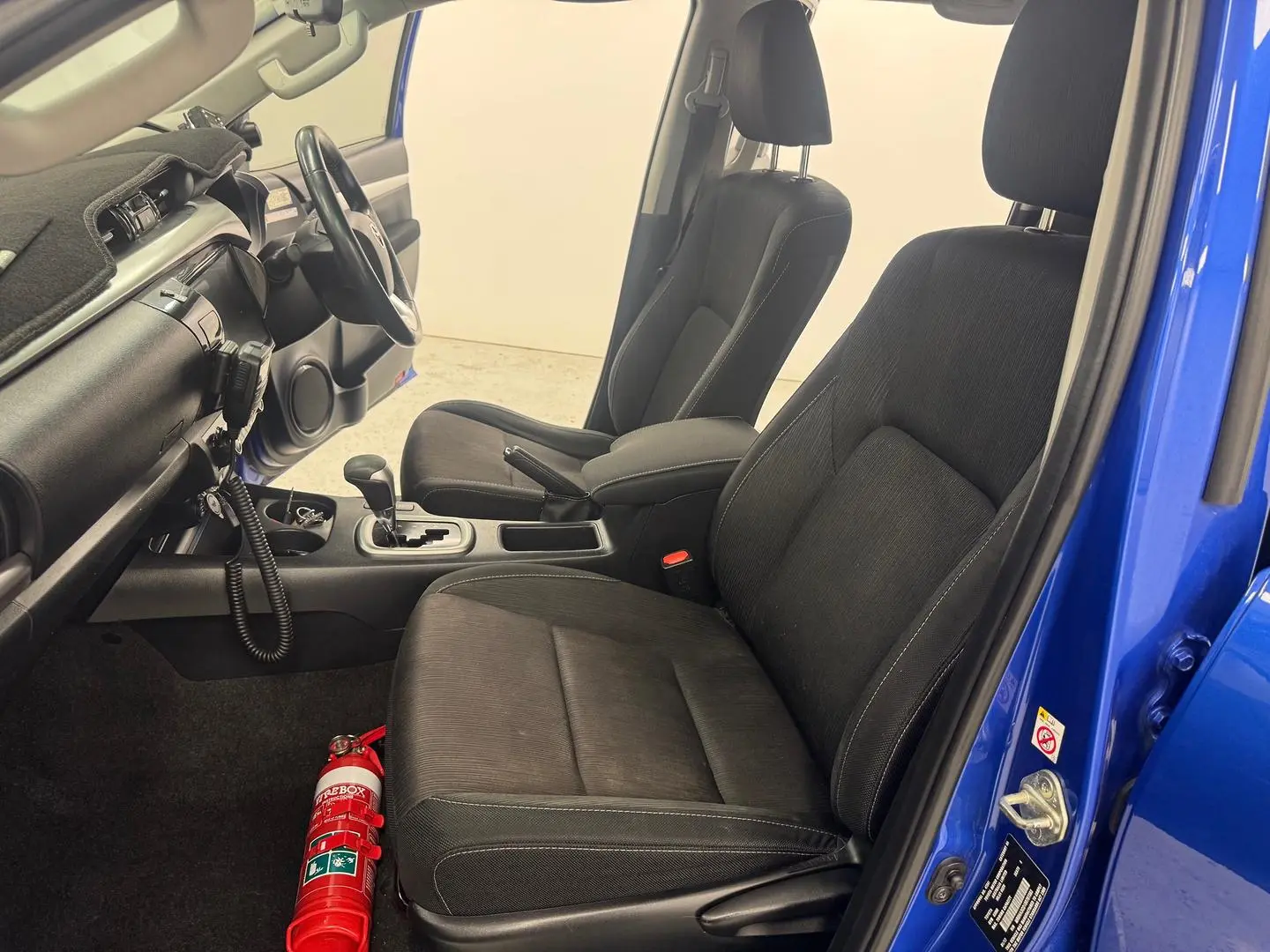 2016 Toyota Hilux Gallery Image 31