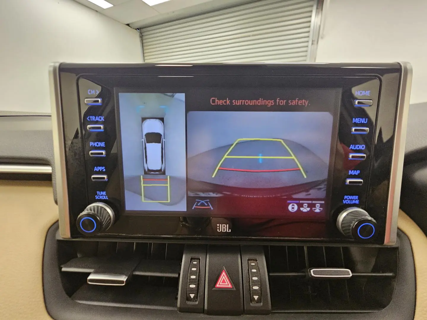 2021 Toyota RAV4 Gallery Image 32