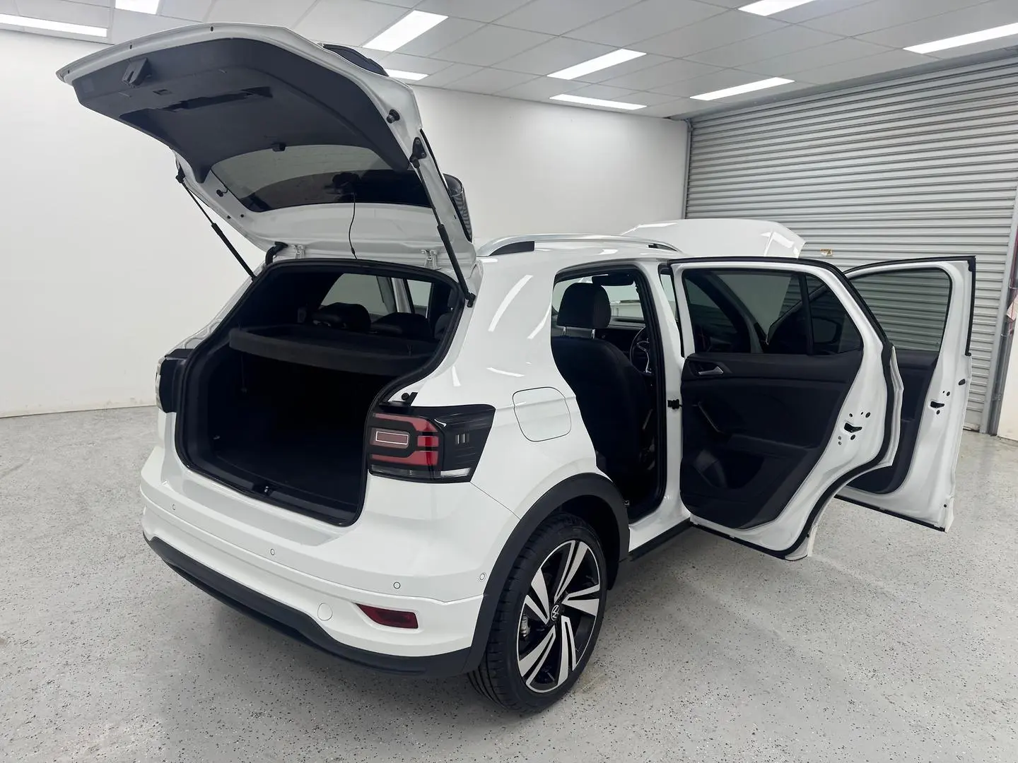 2021 Volkswagen T-Cross Gallery Image 9