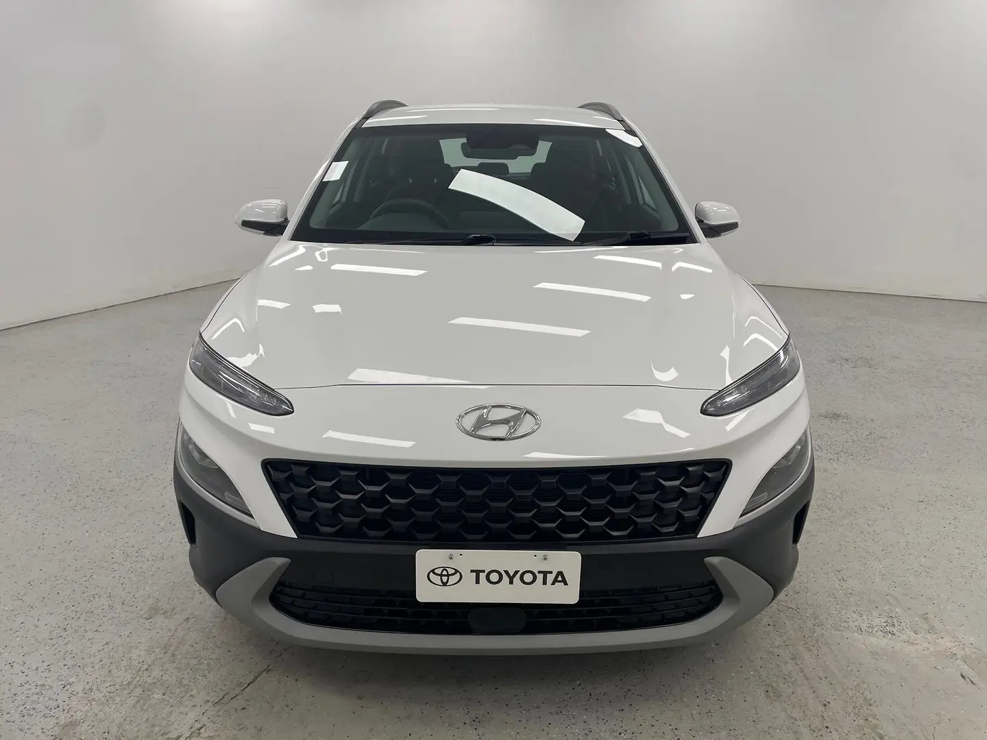 2023 Hyundai Kona Gallery Image 34