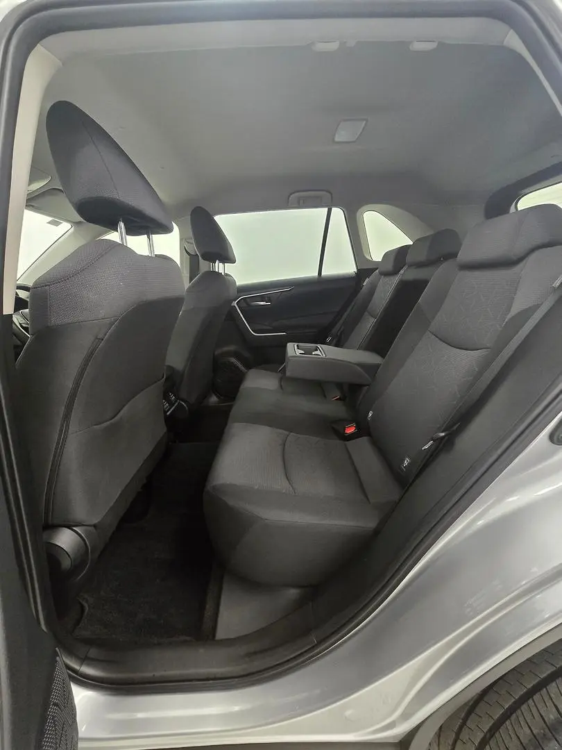 2022 Toyota RAV4 Gallery Image 31