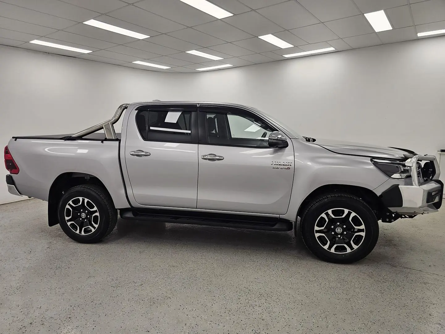 2023 Toyota Hilux Gallery Image 2
