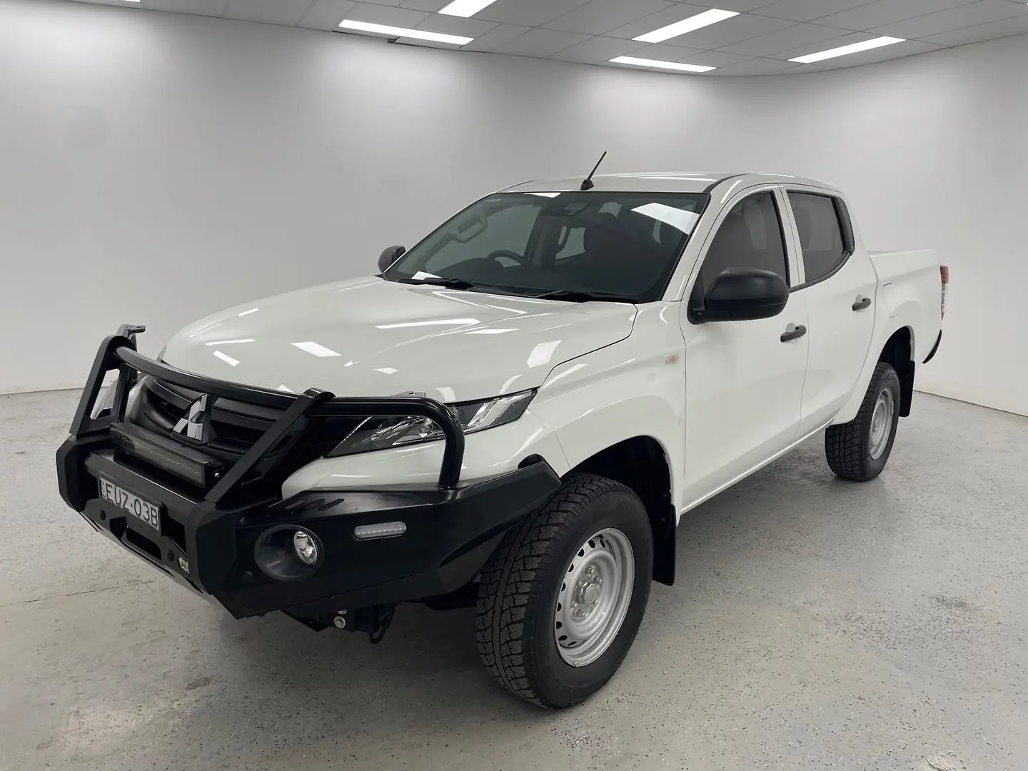 2022 Mitsubishi Triton Gallery Image 7
