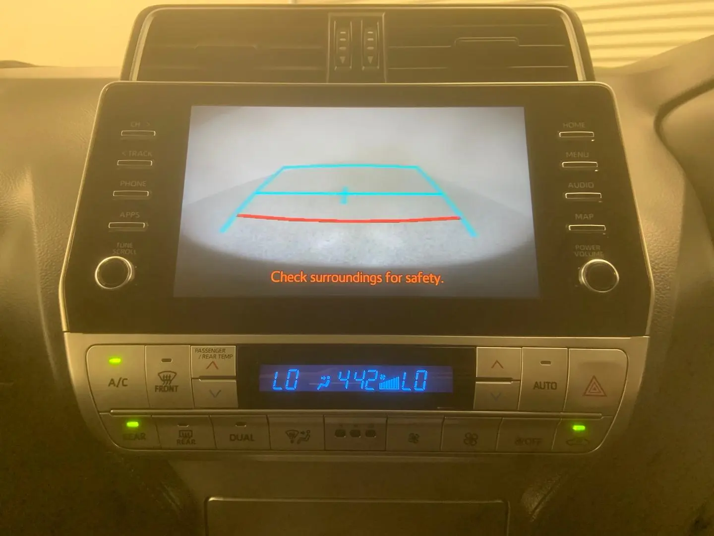 2021 Toyota Landcruiser Prado Gallery Image 30