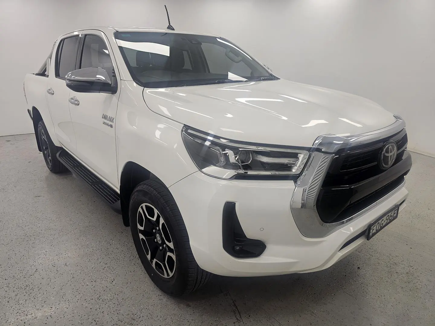 2021 Toyota Hilux Gallery Image 1