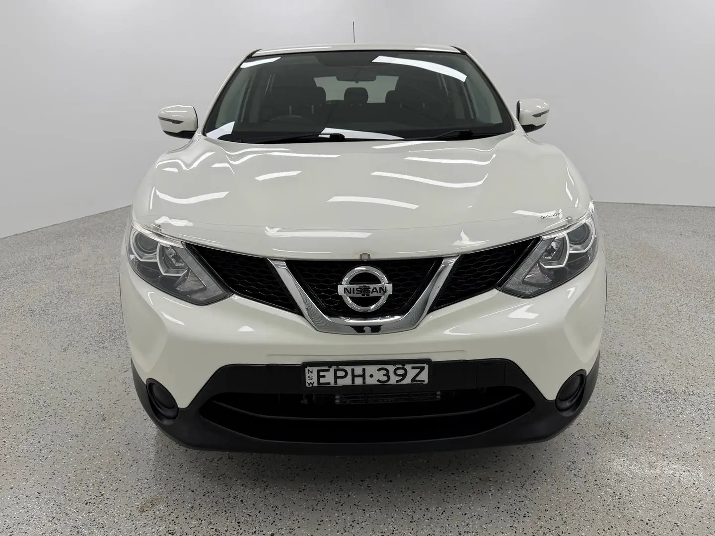 2017 Nissan QASHQAI Gallery Image 35