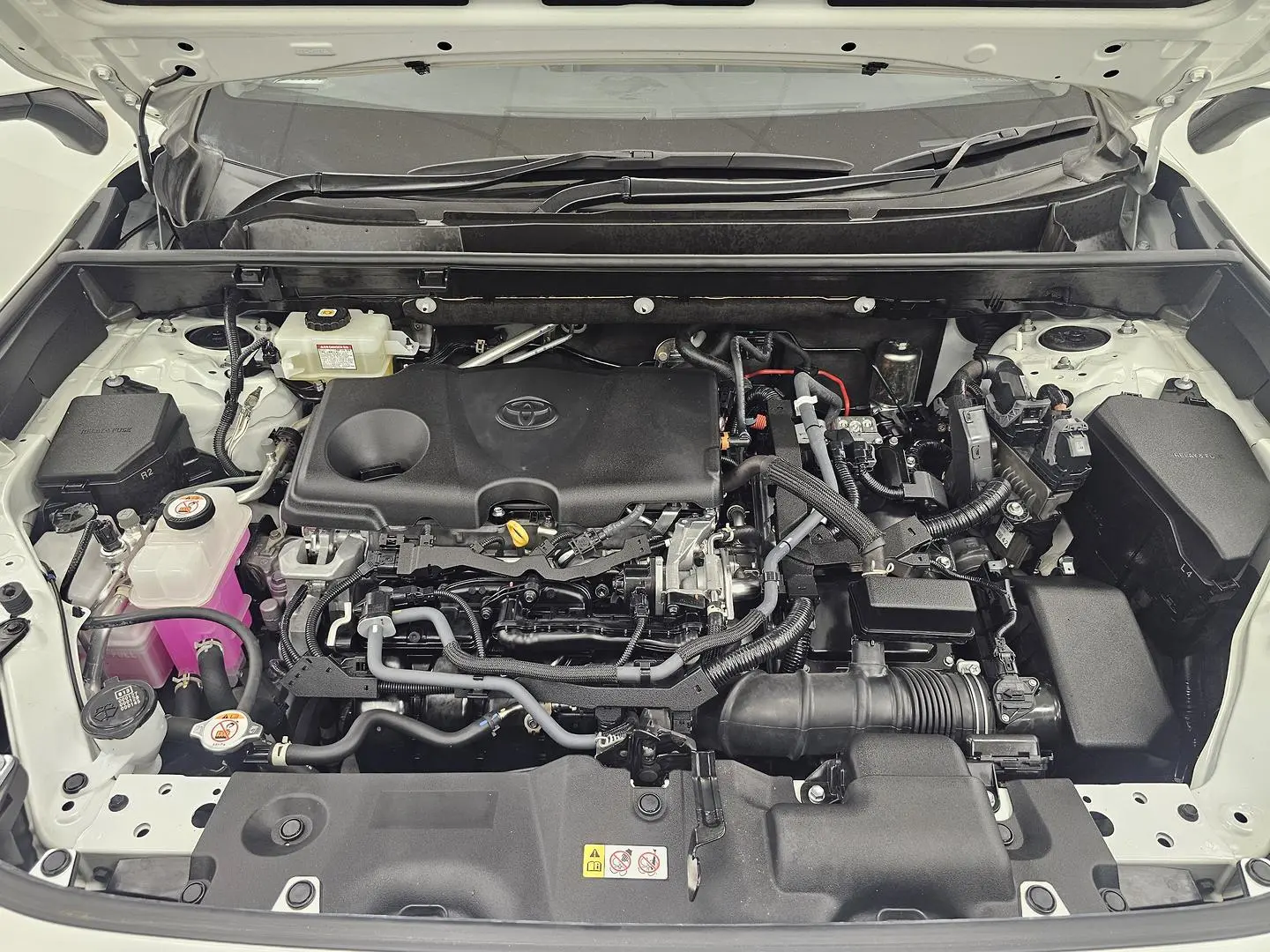 2021 Toyota RAV4 Gallery Image 27