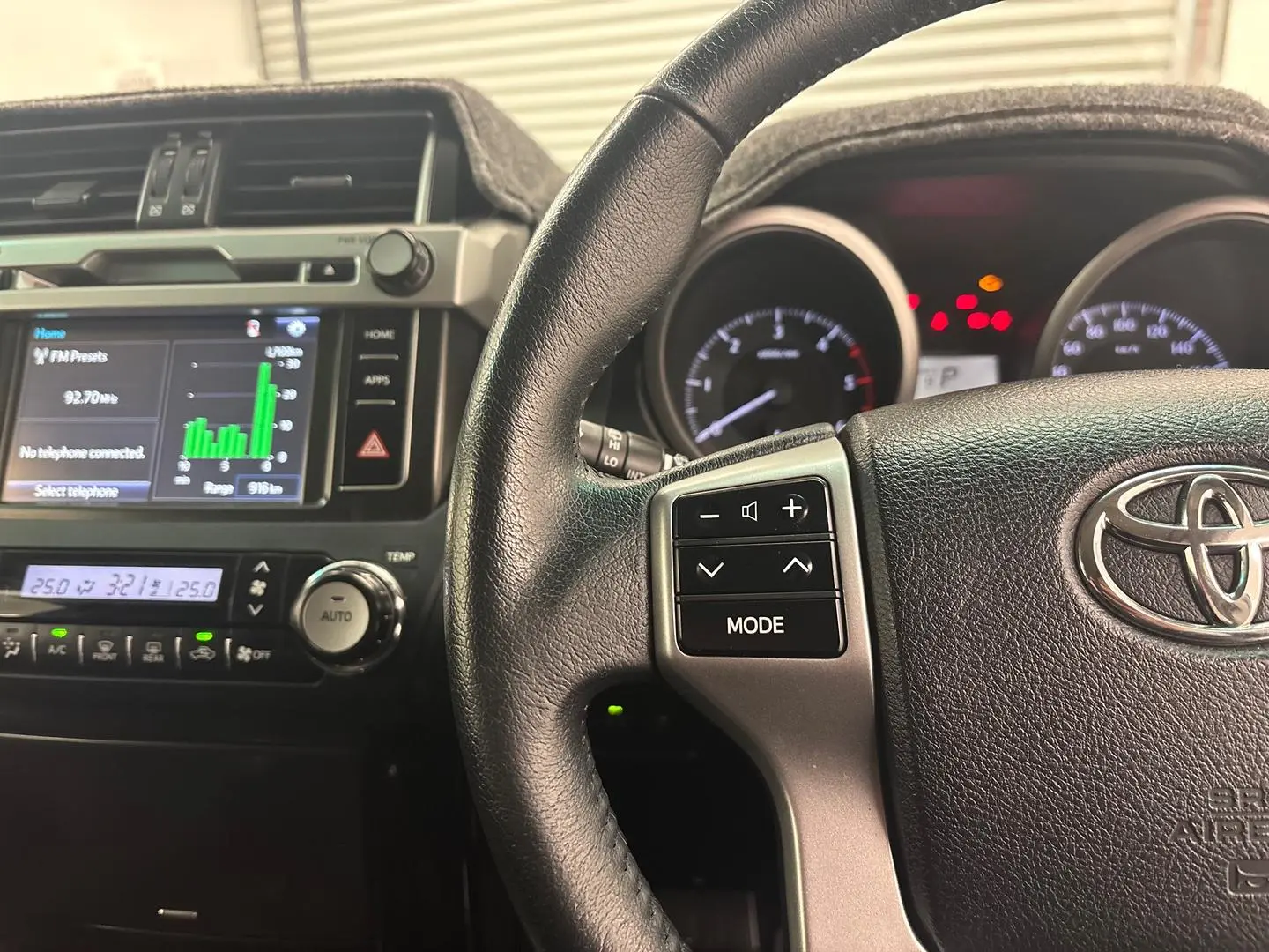 2015 Toyota Landcruiser Prado Gallery Image 26