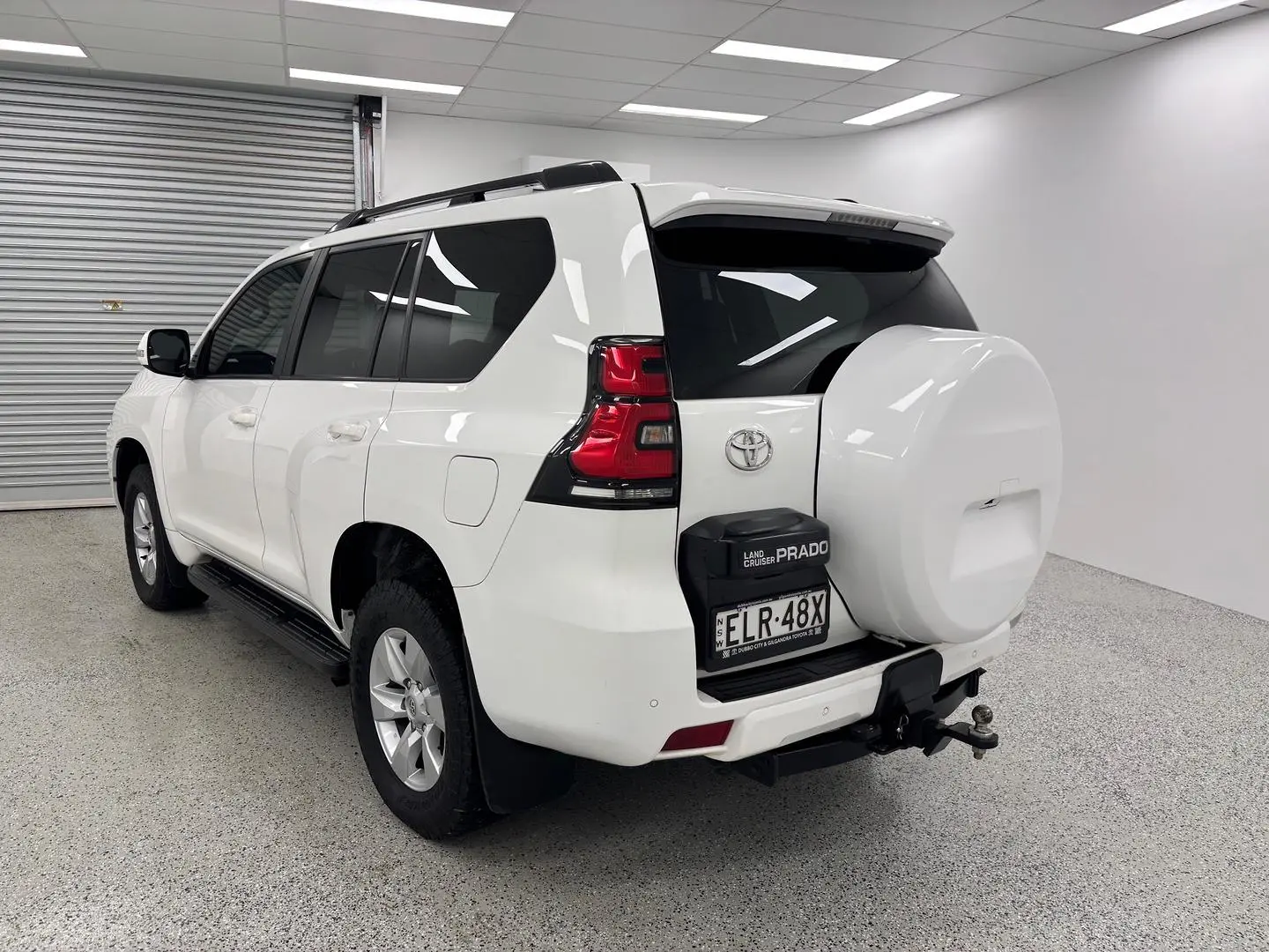 2018 Toyota Landcruiser Prado Gallery Image 5