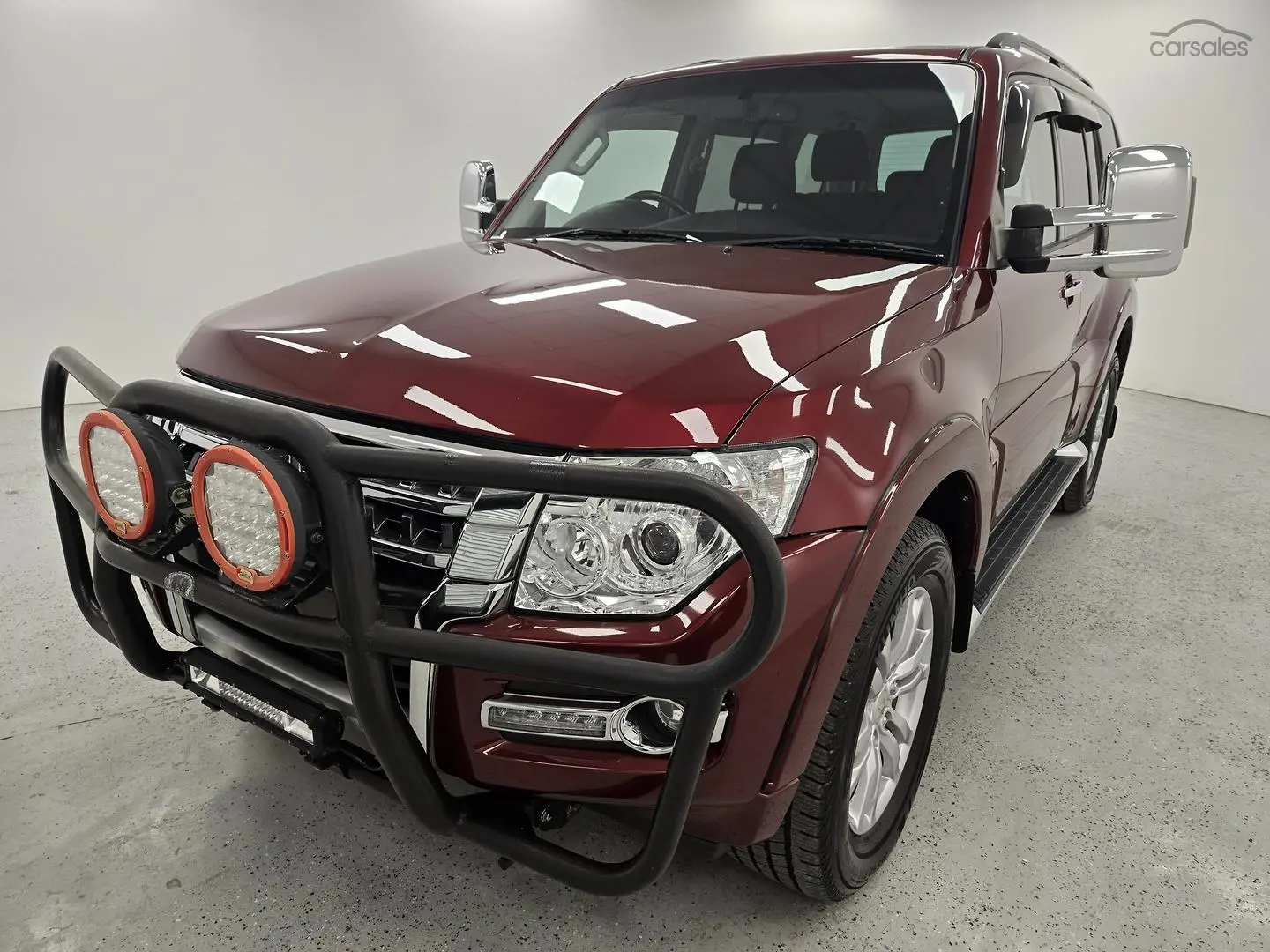 2016 Mitsubishi Pajero Image 7