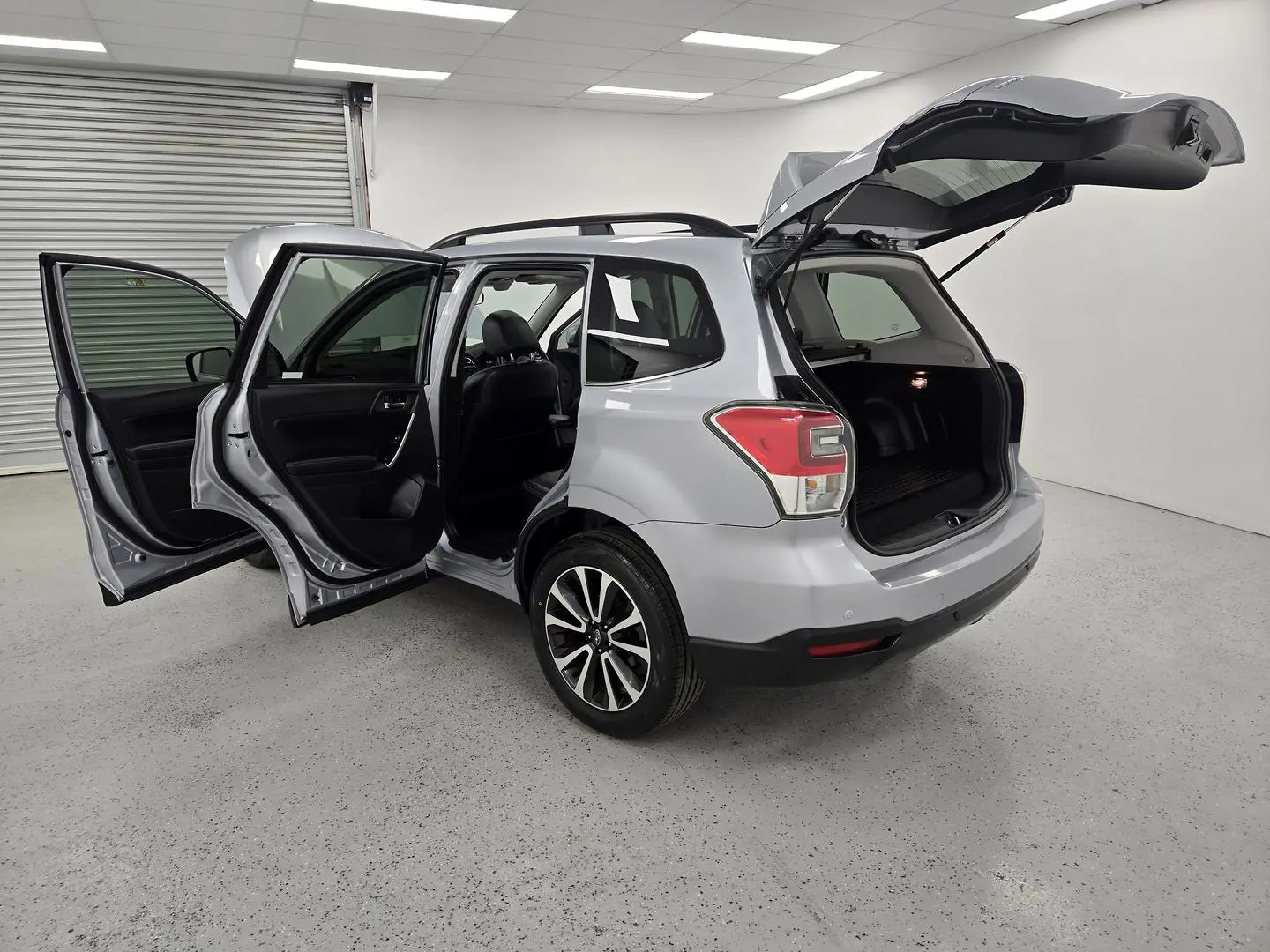 2016 Subaru Forester Image 13