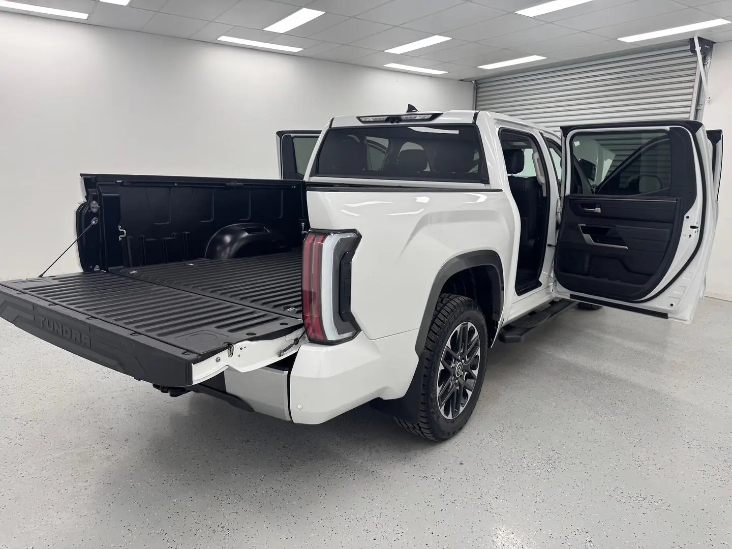2023 Toyota Tundra Gallery Image 9