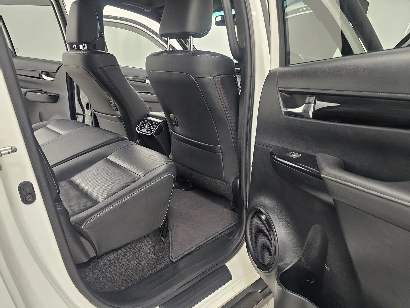 2019 Toyota Hilux Gallery Image 20