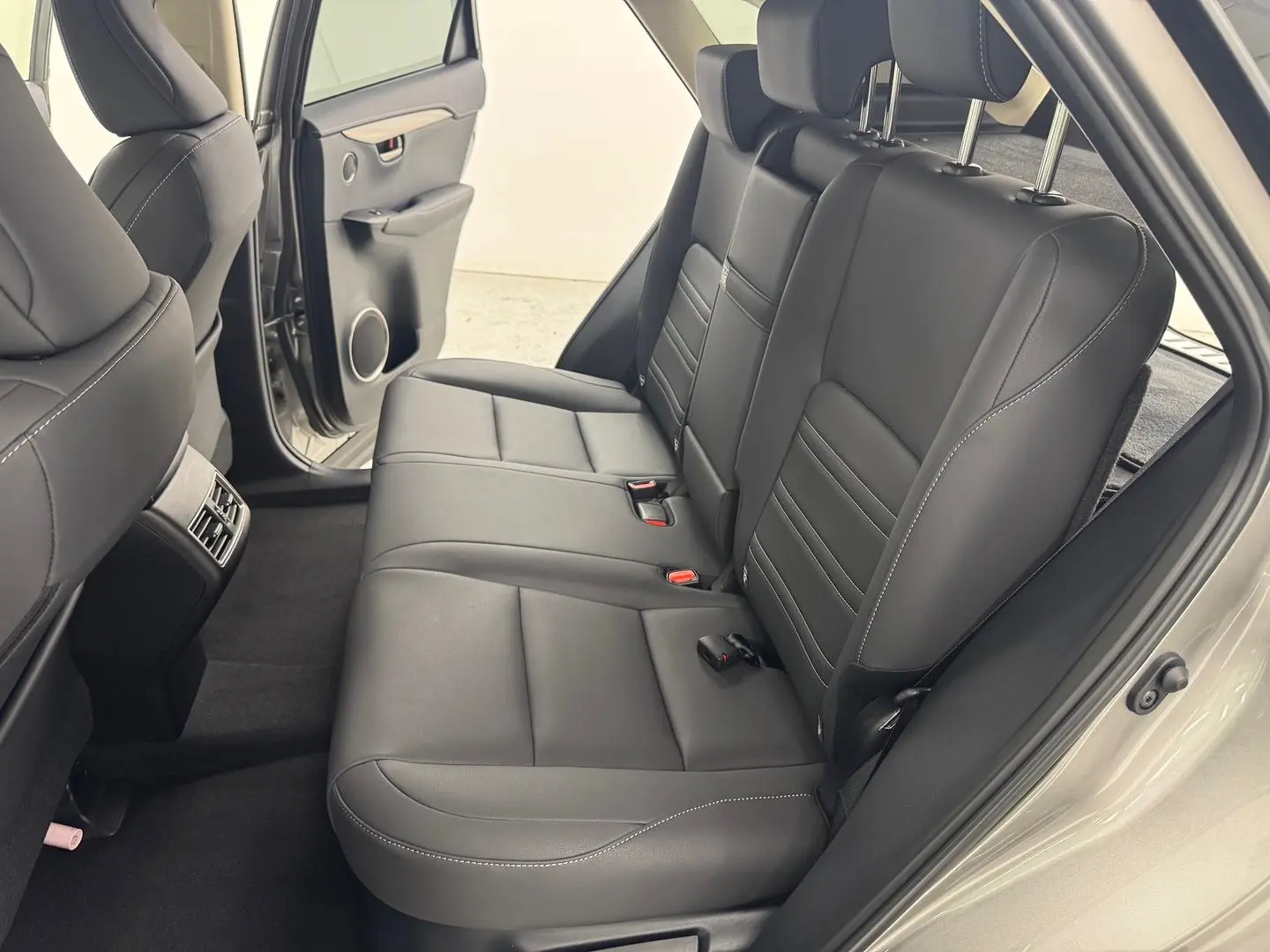 2021 Lexus NX Gallery Image 28