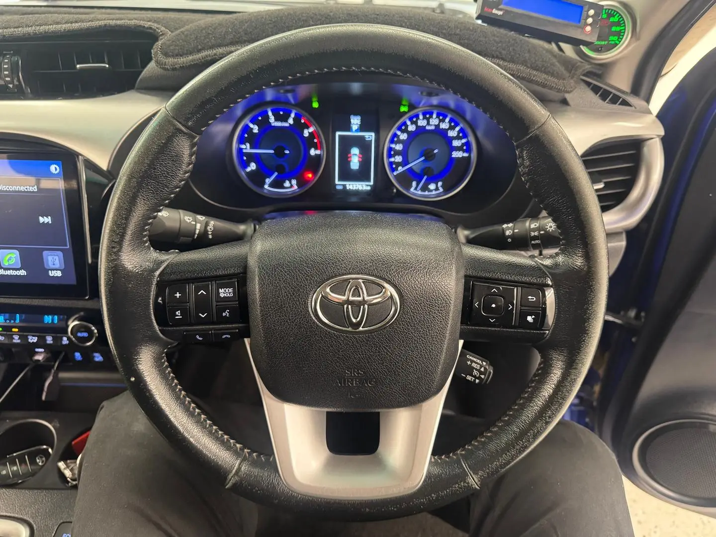 2016 Toyota Hilux Gallery Image 22