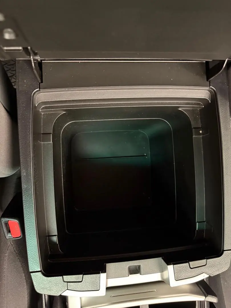 2019 Toyota Landcruiser Gallery Image 36