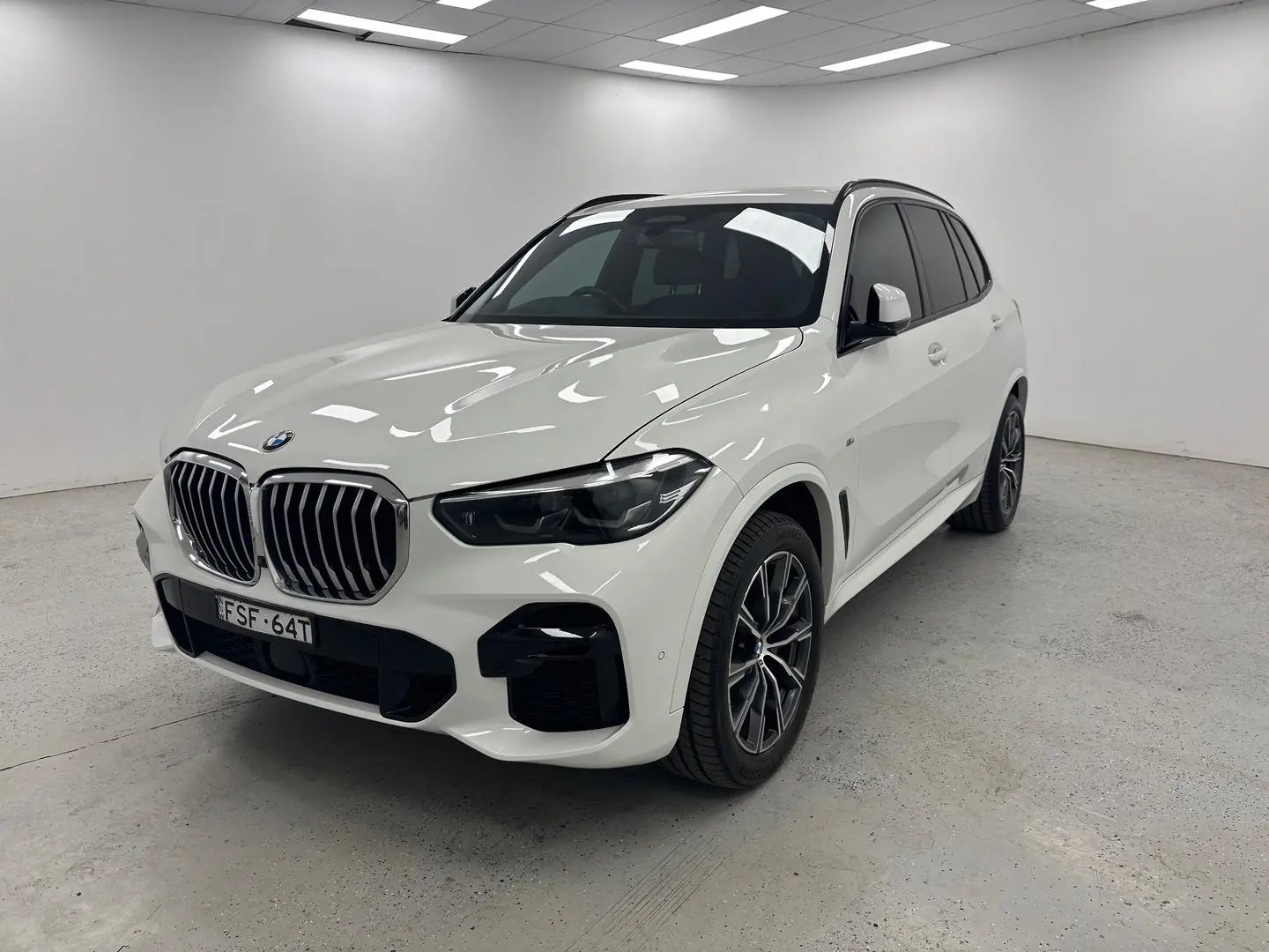 2021 BMW X5 Gallery Image 4