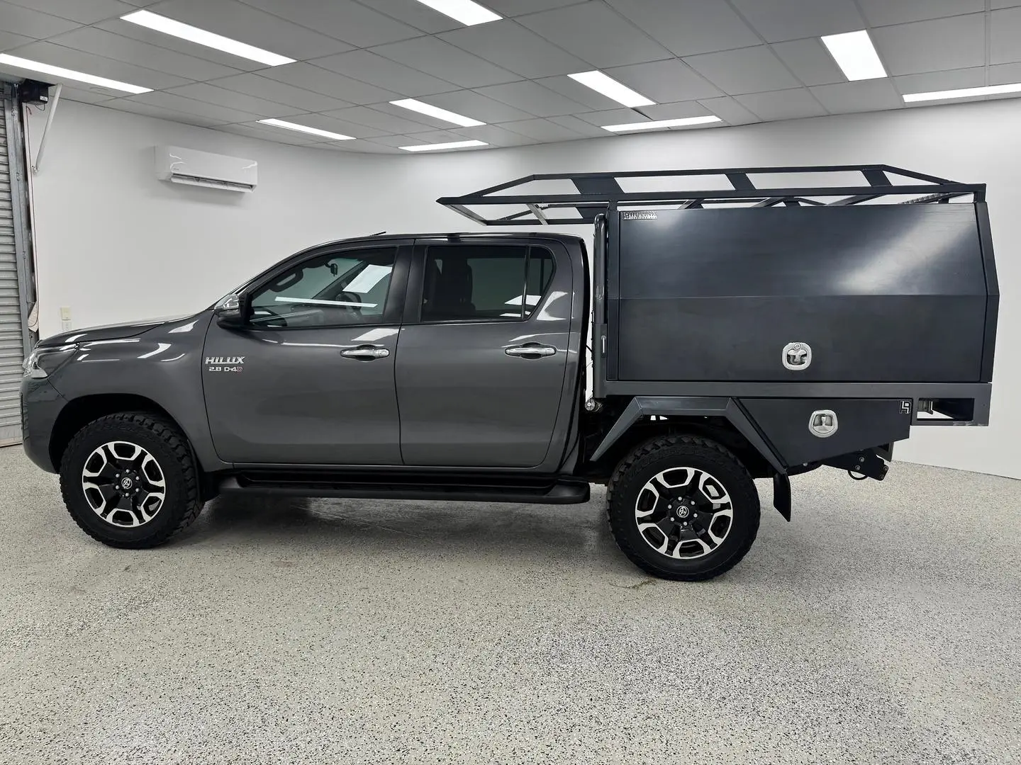 2020 Toyota Hilux Gallery Image 5