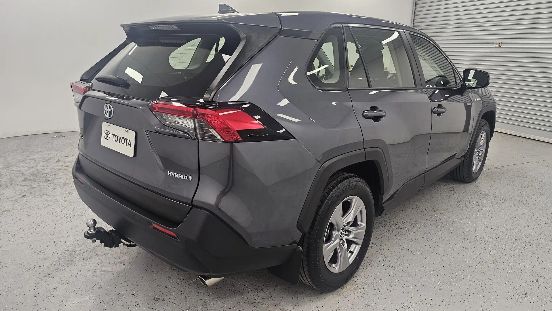 2022 Toyota RAV4 Gallery Image 3