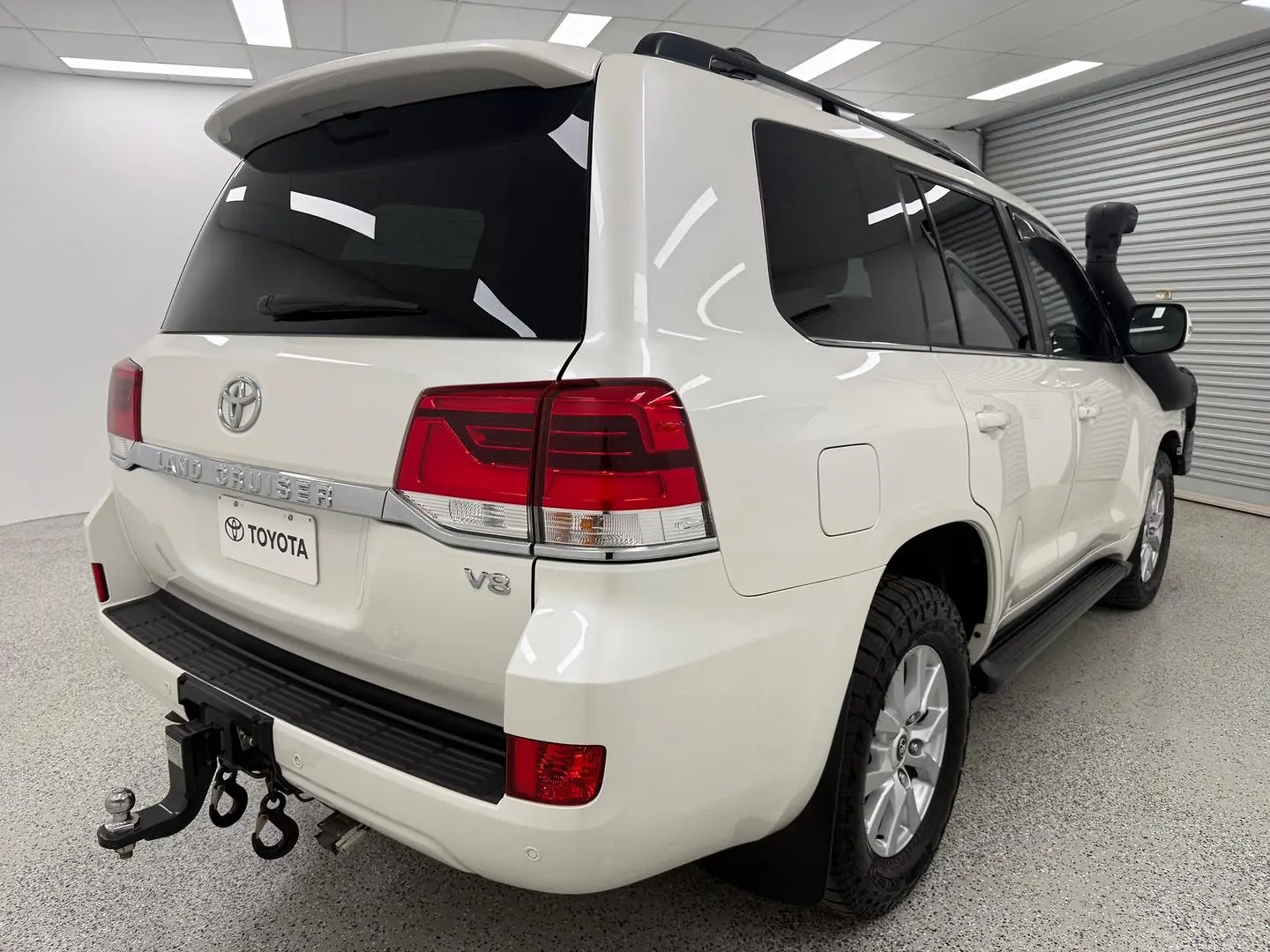 2019 Toyota Landcruiser Gallery Image 3