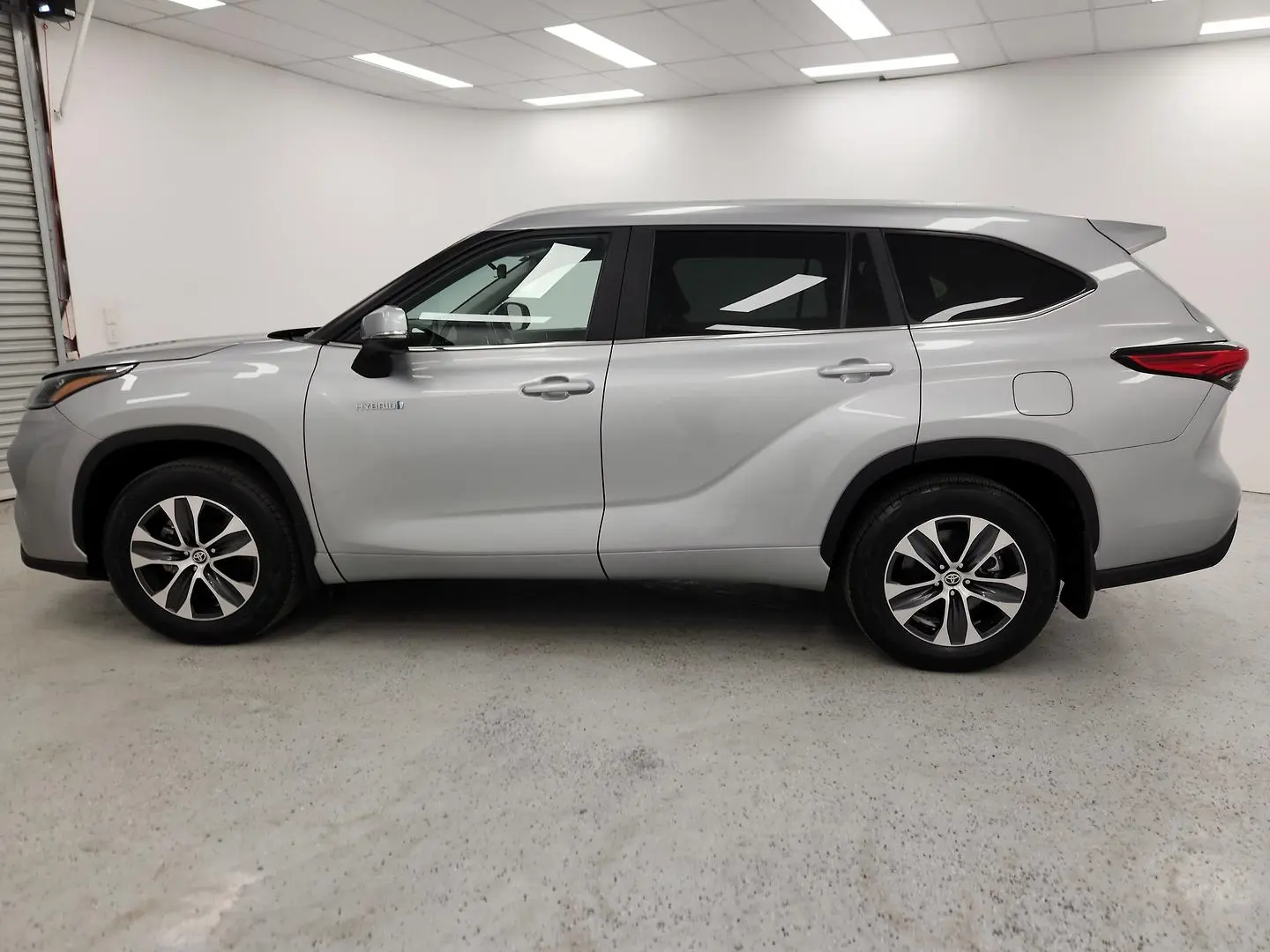 2023 Toyota Kluger Gallery Image 6