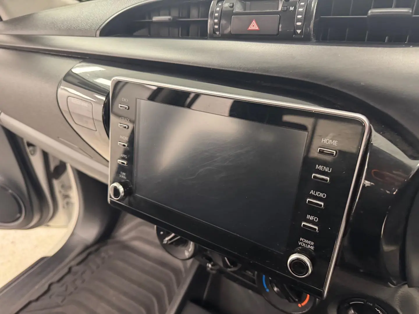 2021 Toyota Hilux Gallery Image 20