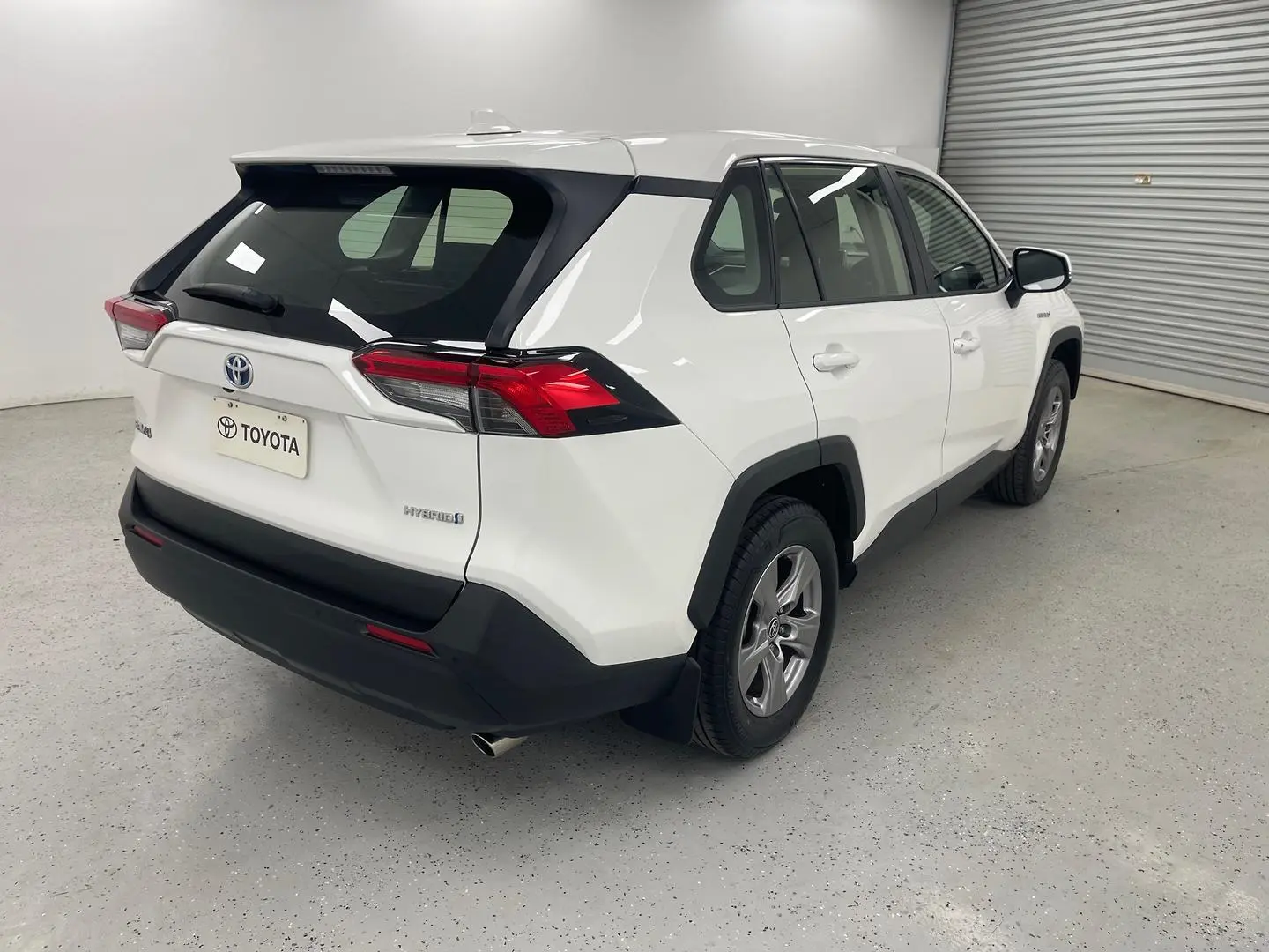 2024 Toyota RAV4 Gallery Image 3