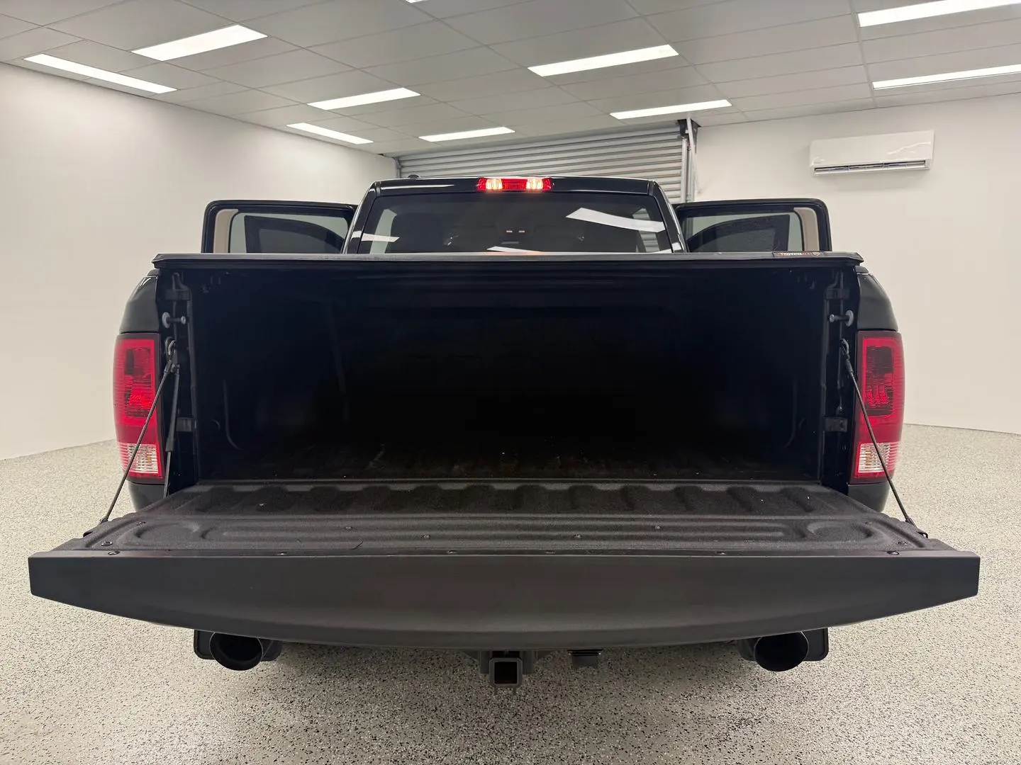 2021 RAM 1500 Gallery Image 13