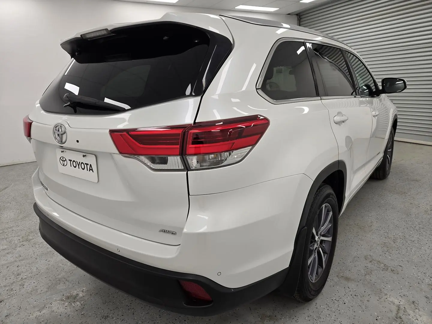 2019 Toyota Kluger Gallery Image 3